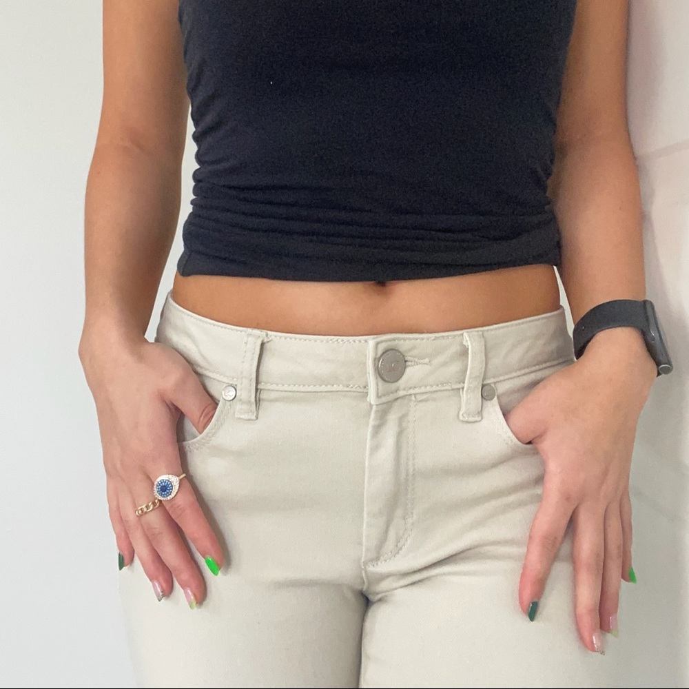 Skinny beige jeans